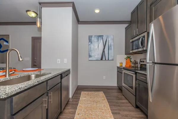 $1,402 | 9393 Fm 1960 Bypass Road West, Unit 1106, Humble, TX 77338