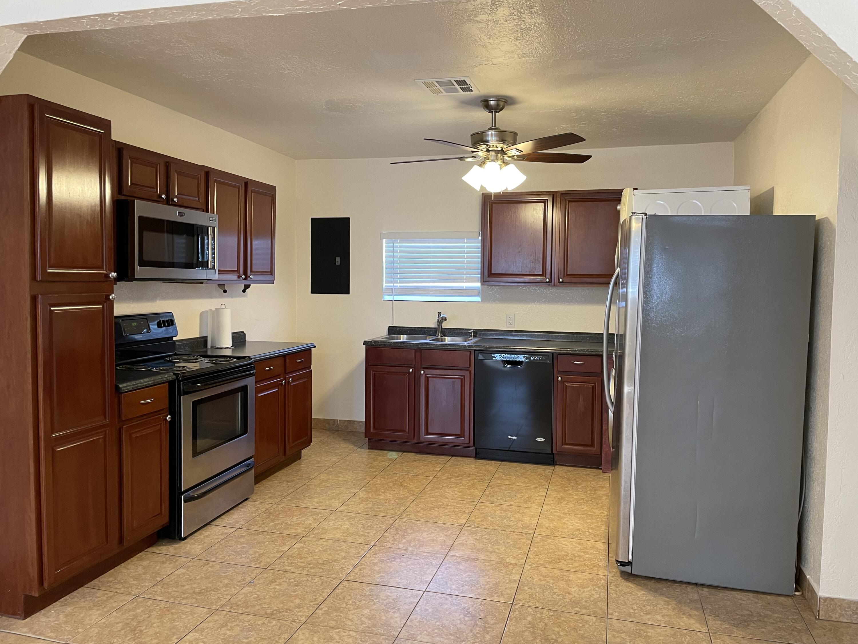 166 West 25th Street Riviera Beach, FL 33404 - Photo 3 of 14 IMG_5460