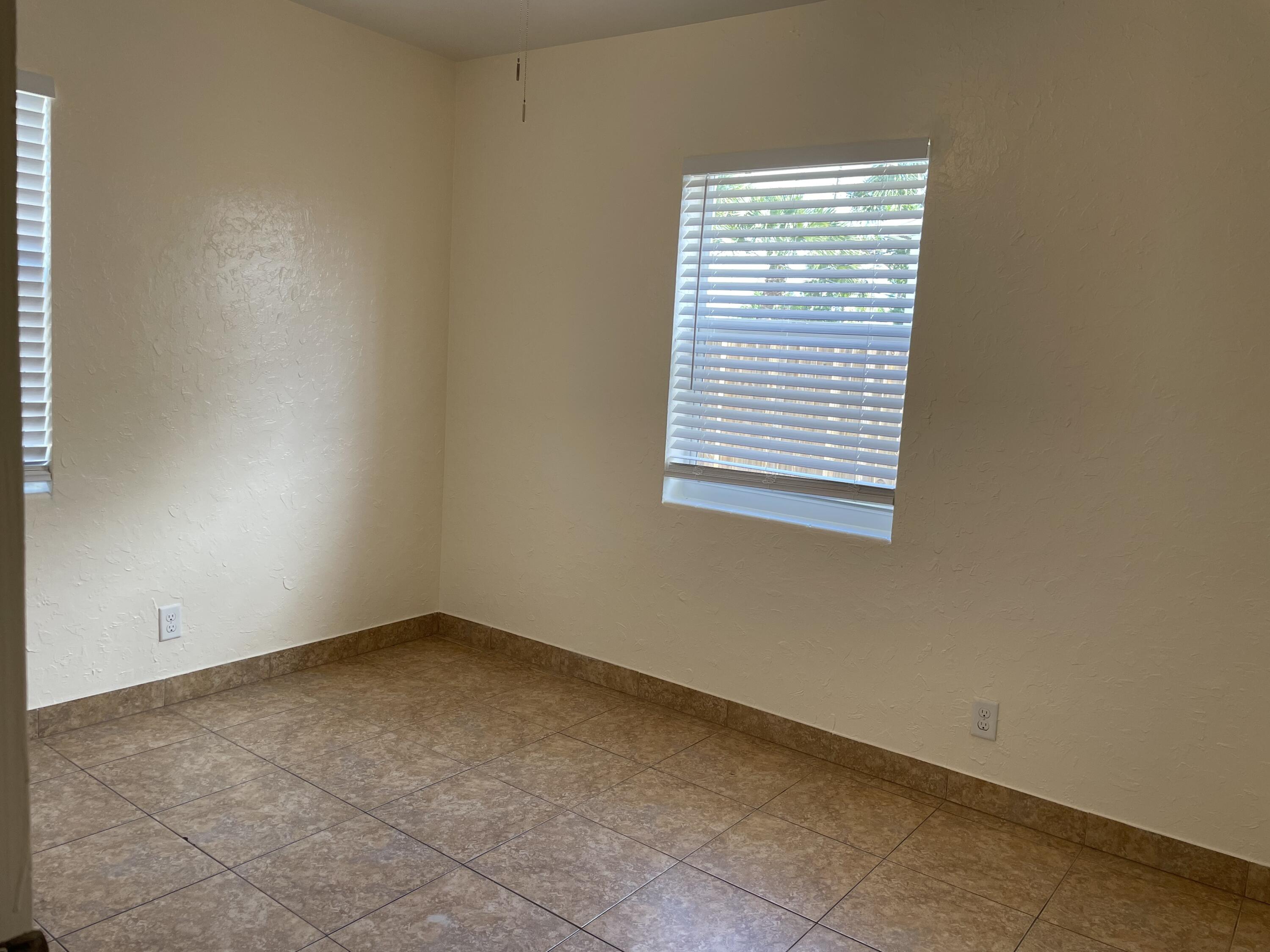 166 West 25th Street Riviera Beach, FL 33404 - Photo 8 of 14 IMG_5467