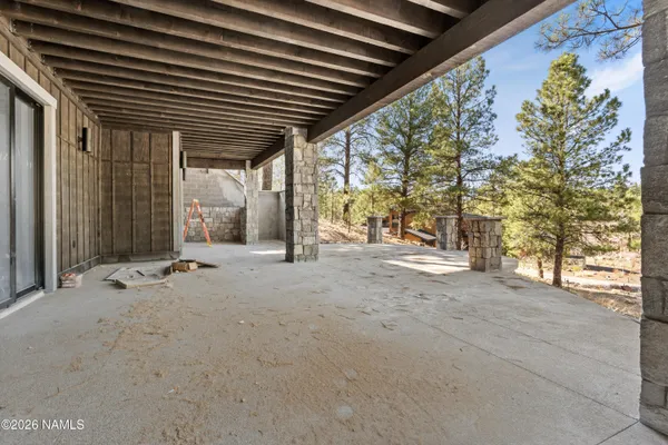 a view of utility room