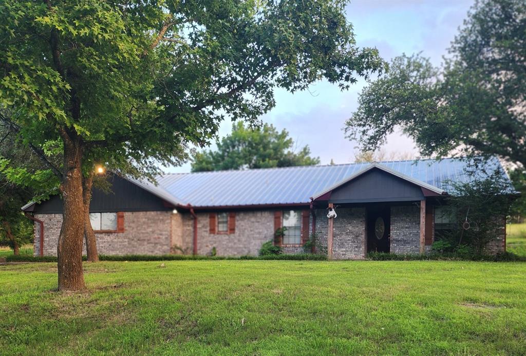 4874 Luella Road Sherman, TX 75090 - Photo 2 of 24