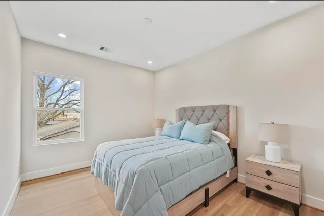 $2,400 | 835E Dorchester Street, Unit A, Houston, TX 77022