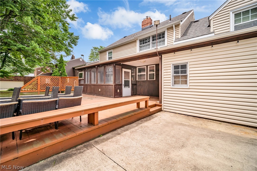 1401 Dorsh Road Cleveland, OH 44121 - Photo 29 of 39