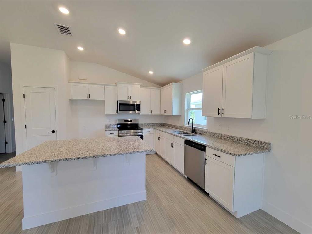 4386 Southwest 92nd Pl Road Ocala, FL 34476 - Photo 6 of 40