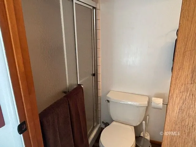 $2,600 | 25405 Seneca Road, Idyllwild, CA 92549