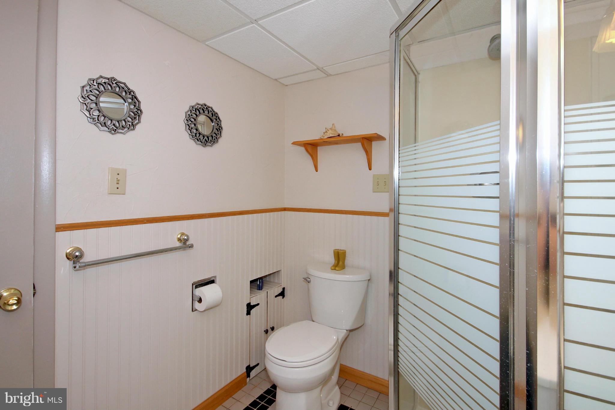 6427 Haystack Road Alexandria, VA 22310 - Photo 17 of 28 Bath 2