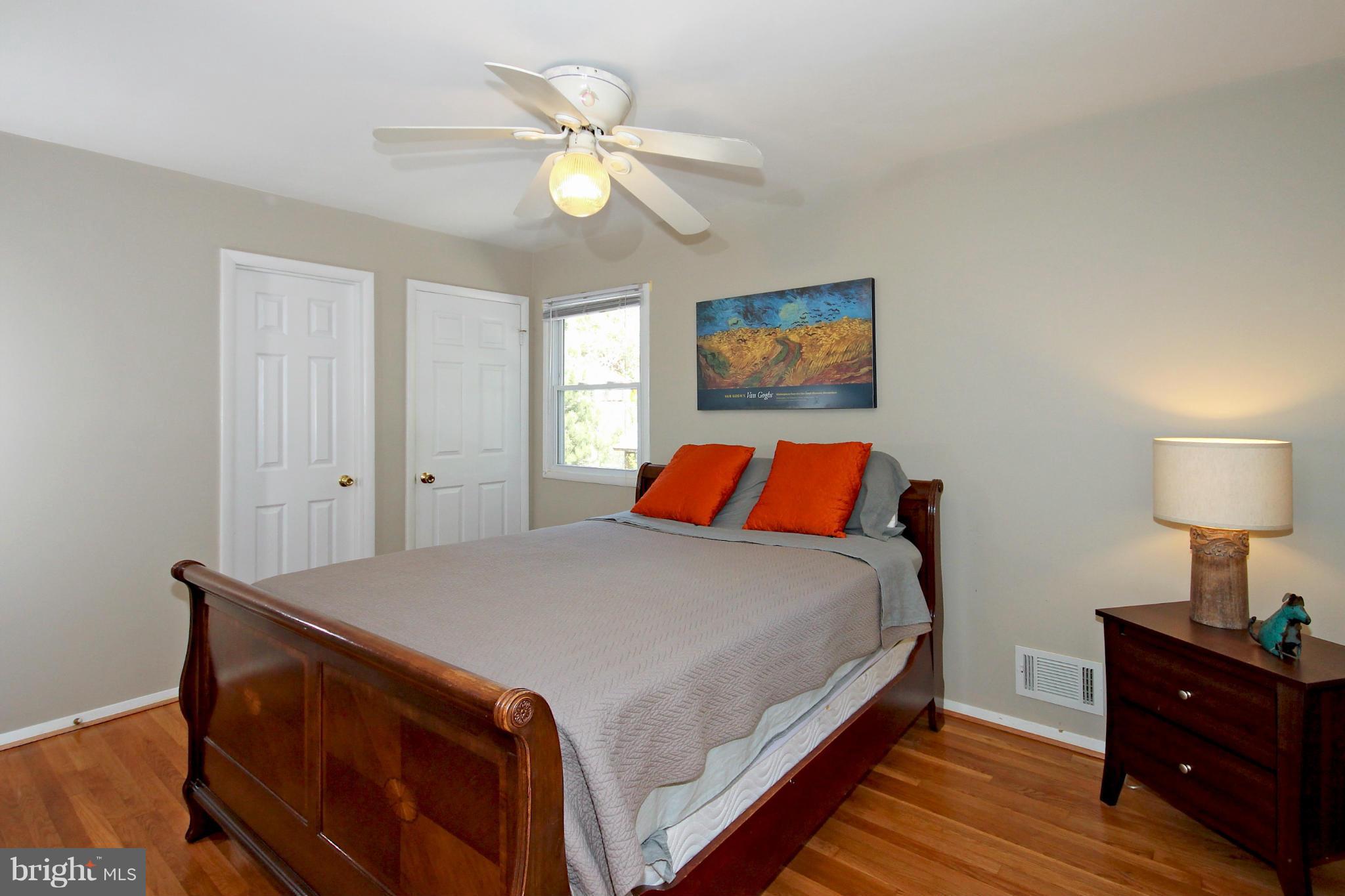 6427 Haystack Road Alexandria, VA 22310 - Photo 22 of 28 Bedroom 1