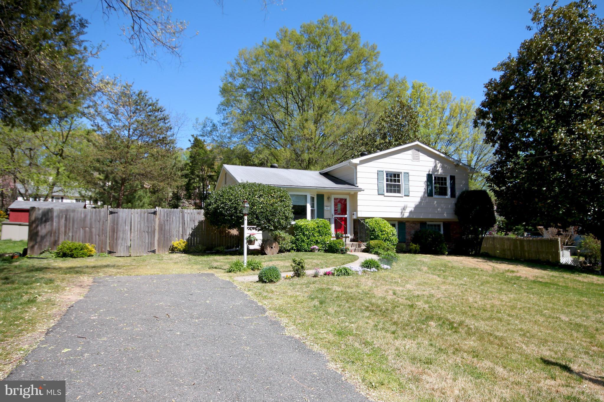 6427 Haystack Road Alexandria, VA 22310 - Photo 28 of 28 Exterior (Front)
