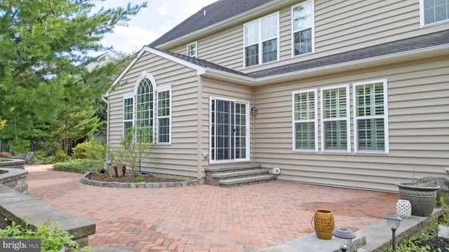 $999,999 | 326 Carlyn Drive, Severna Park, MD 21146