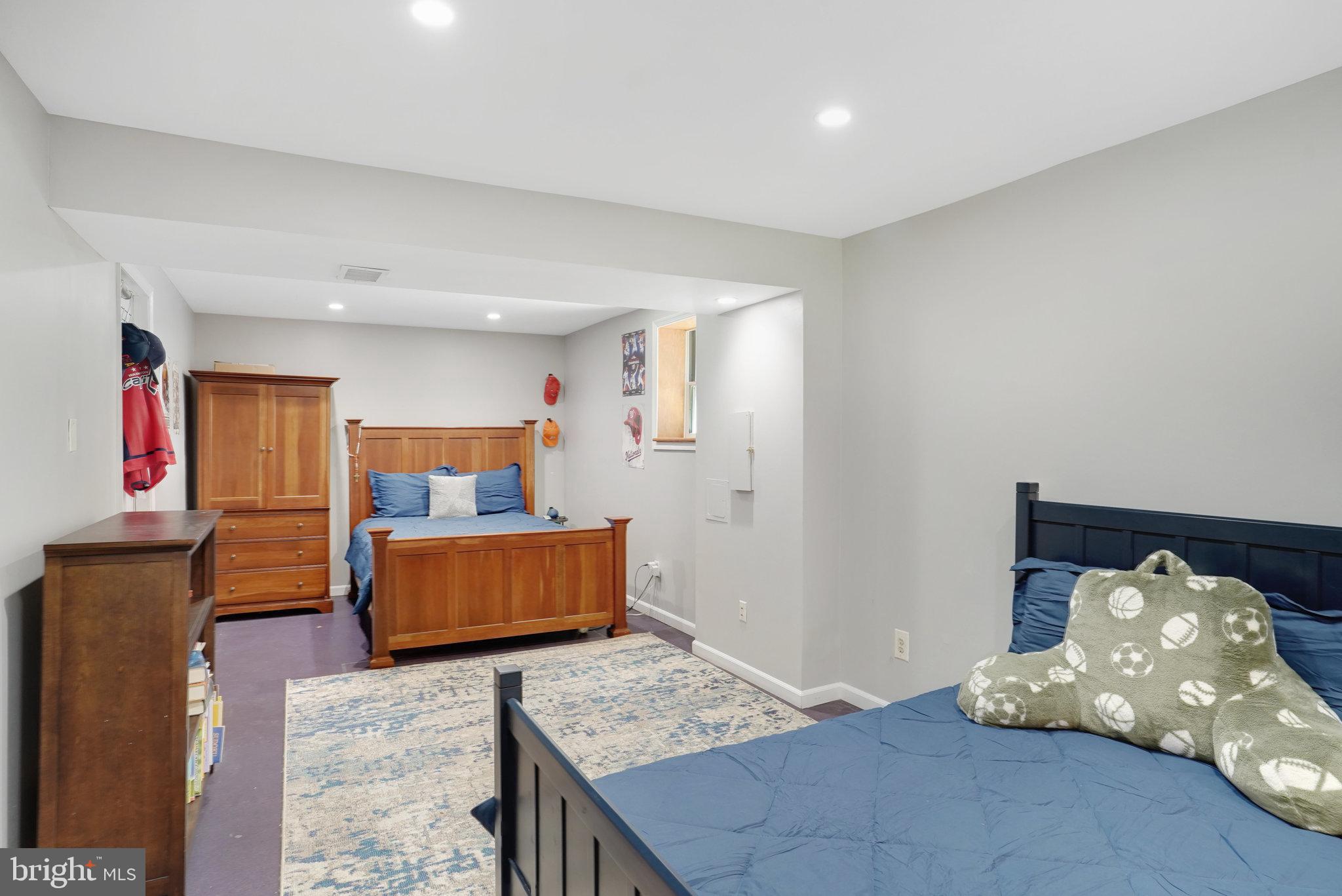 11921 Appling Valley Road Fairfax, VA 22030 - Photo 19 of 30 Gallery Image 19