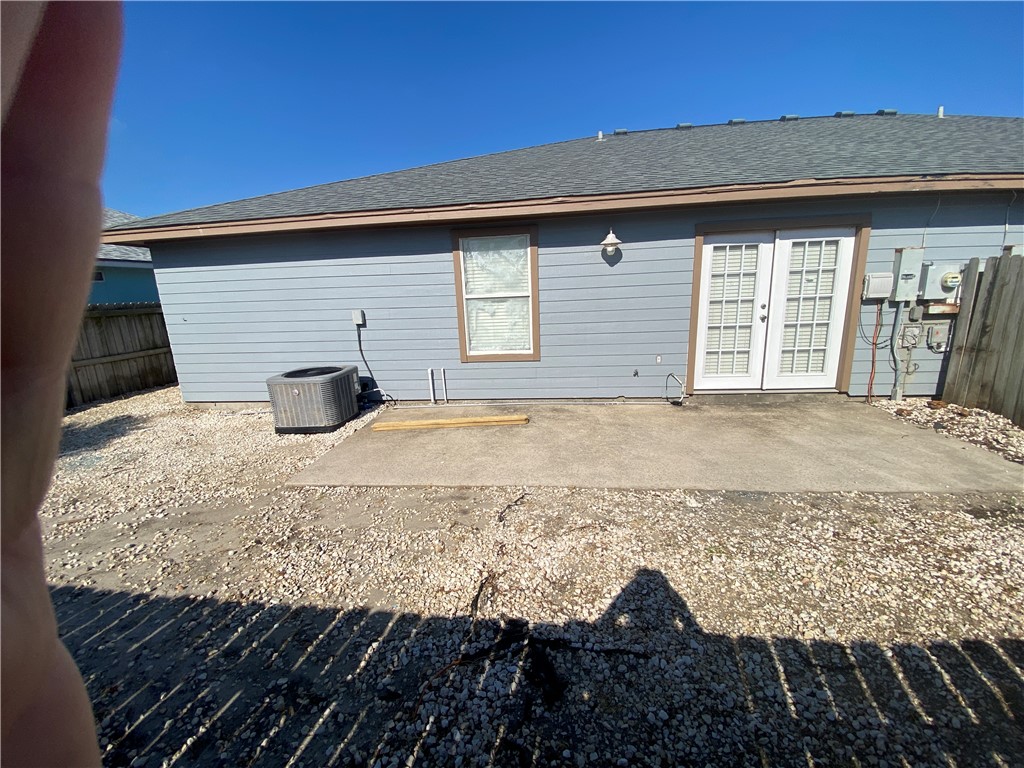 15410 Cruiser Street, Unit B Corpus Christi, TX 78418 - Photo 23 of 25 a front view of house with yard