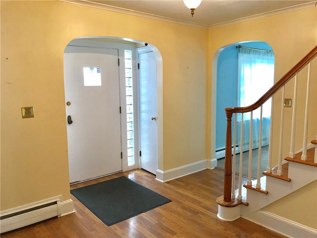 469 Woodland Road Woonsocket, RI 02895 - Photo 7 of 27