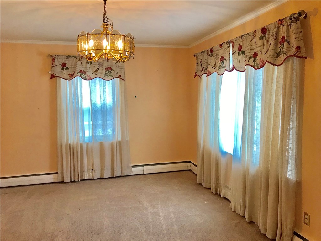 469 Woodland Road Woonsocket, RI 02895 - Photo 8 of 27