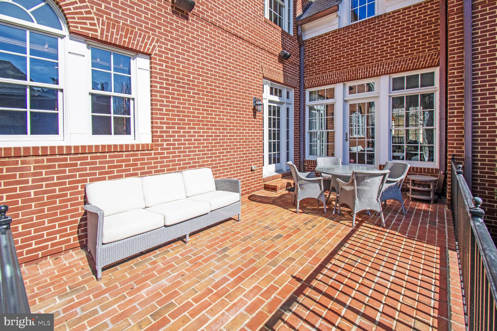 1935 Foxview Circle Northwest Washington, DC 20007 - Photo 37 of 40 Main level Patio with gas grill hook up