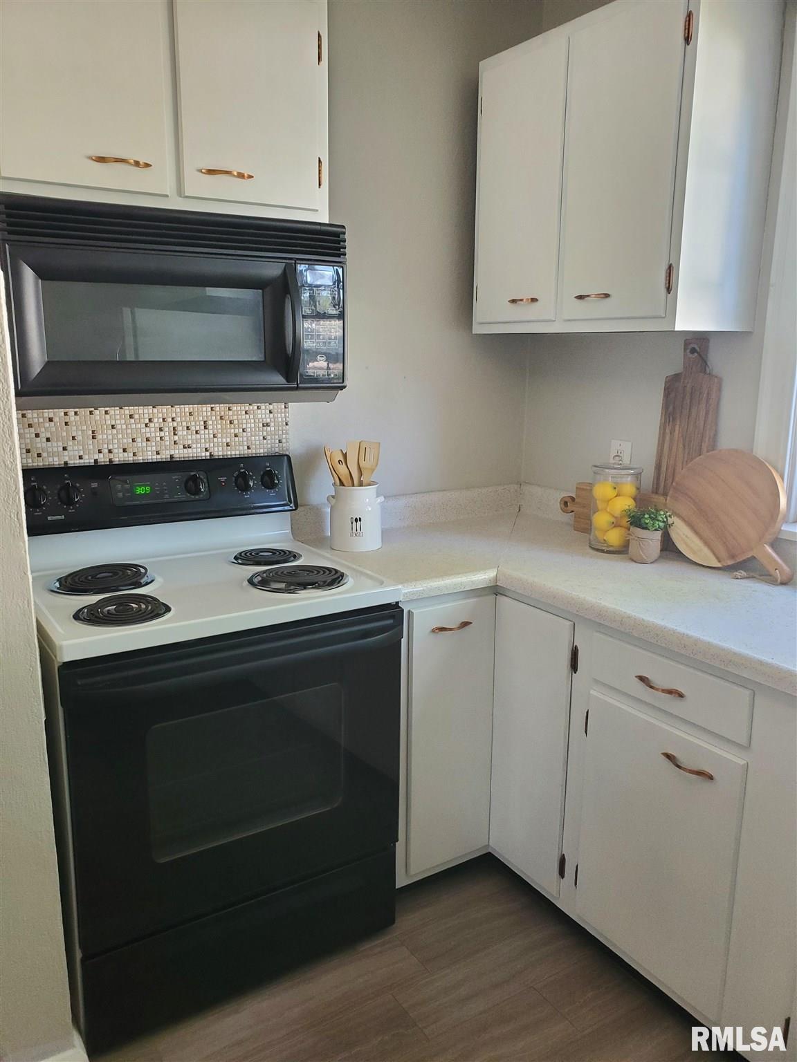 2836 South 3rd Street Springfield, IL 62703 - Photo 11 of 13