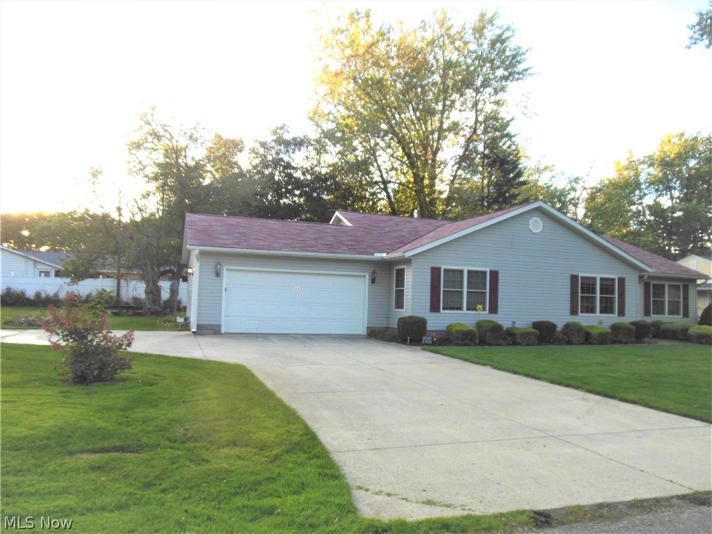 1662 Trinity Road Madison, OH 44057 - Photo 3 of 17