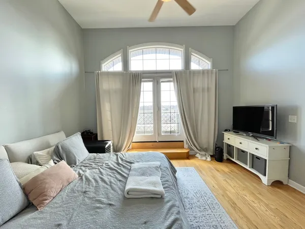 $4,700 | 2734 North Wolcott Avenue, Unit 203, Chicago, IL 60614