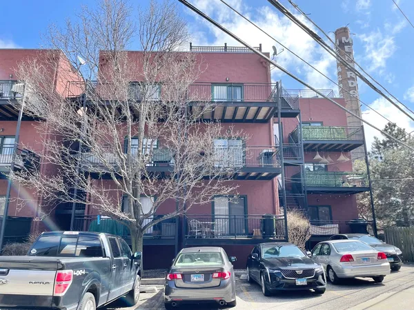 $4,700 | 2734 North Wolcott Avenue, Unit 203, Chicago, IL 60614