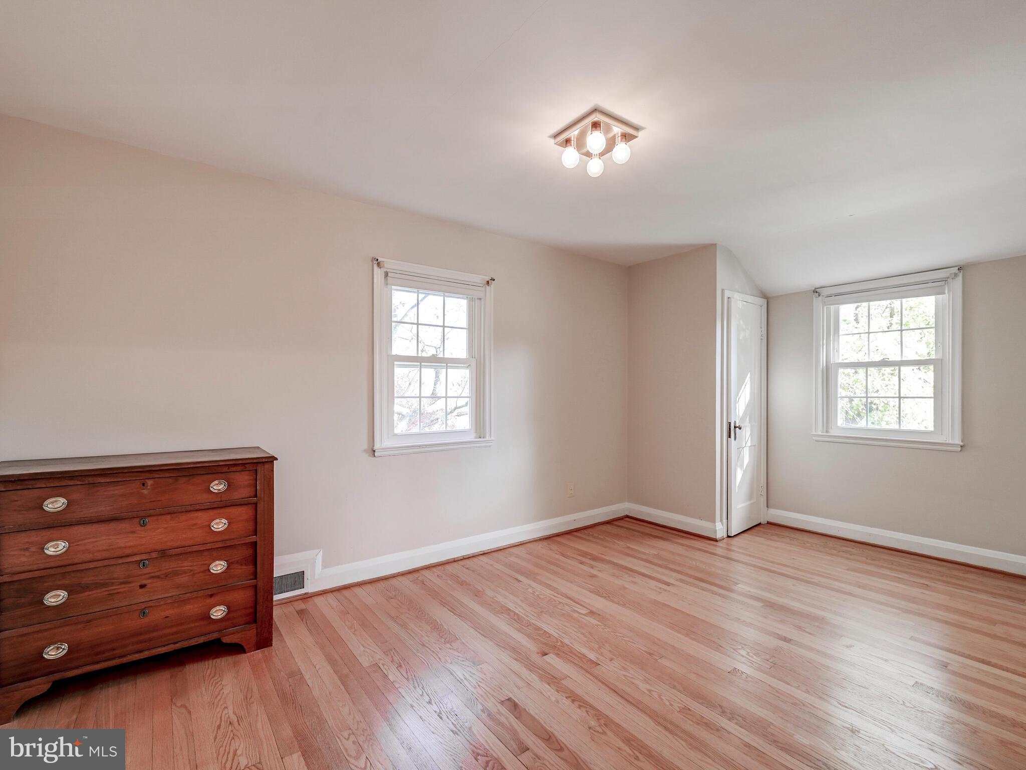 208 North Tyrone Road Baltimore, MD 21212 - Photo 20 of 28 3rd bedroom