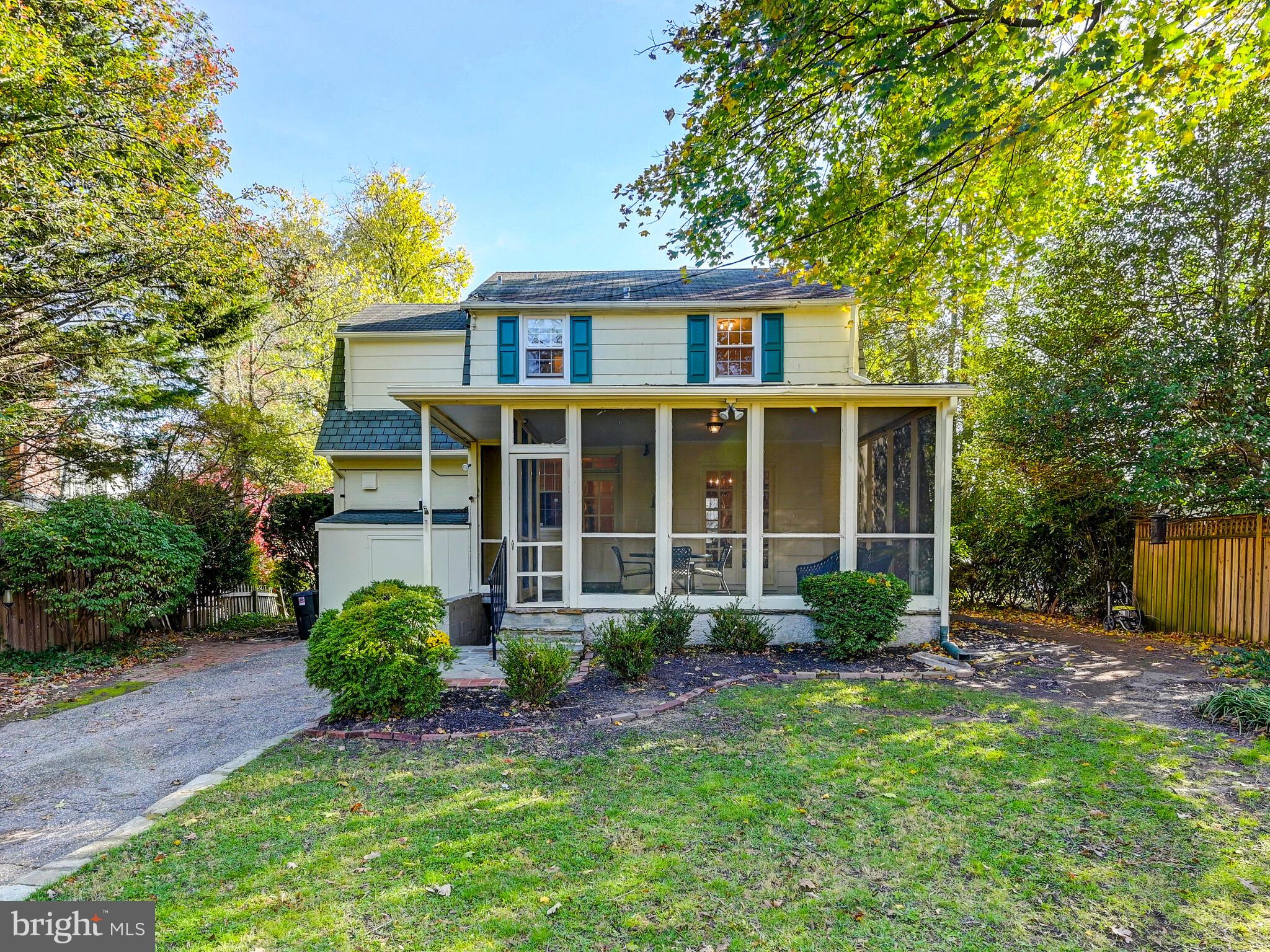 208 North Tyrone Road Baltimore, MD 21212 - Photo 25 of 28 View from back yard