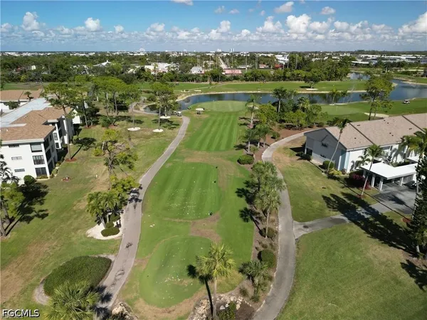 $1,450 | 5665 Trailwinds Drive, Unit 621, Fort Myers, FL 33907