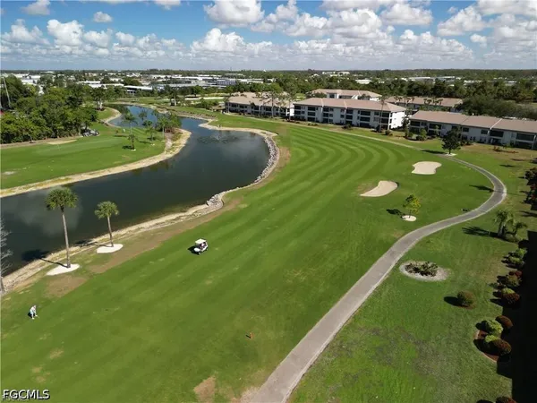 $1,450 | 5665 Trailwinds Drive, Unit 621, Fort Myers, FL 33907