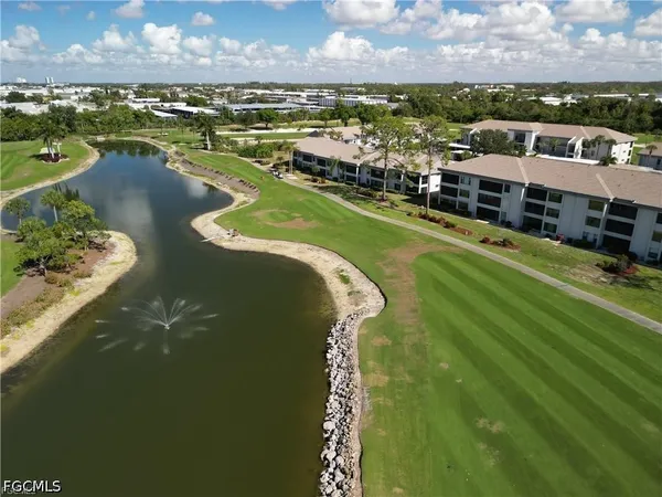 $1,450 | 5665 Trailwinds Drive, Unit 621, Fort Myers, FL 33907