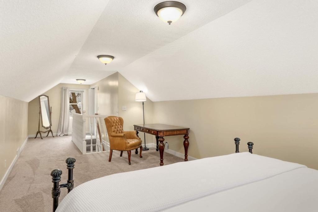 1750 Sims Avenue St. Paul, MN 55106 - Photo 17 of 24 Gallery Image 17