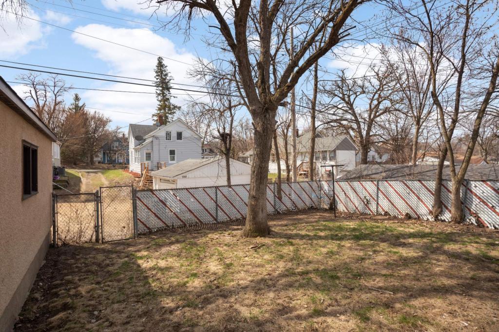 1750 Sims Avenue St. Paul, MN 55106 - Photo 21 of 24 Gallery Image 21