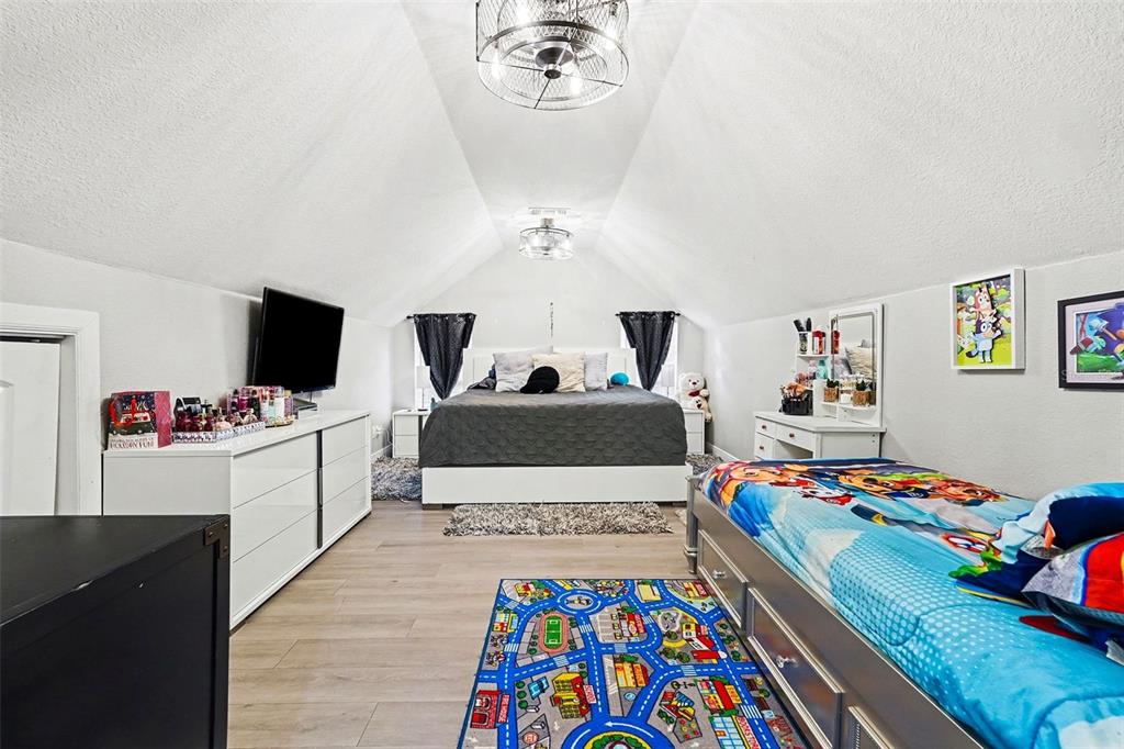 413 Euclid Avenue Seffner, FL 33584 - Photo 16 of 39