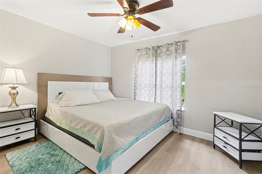 413 Euclid Avenue Seffner, FL 33584 - Photo 18 of 39