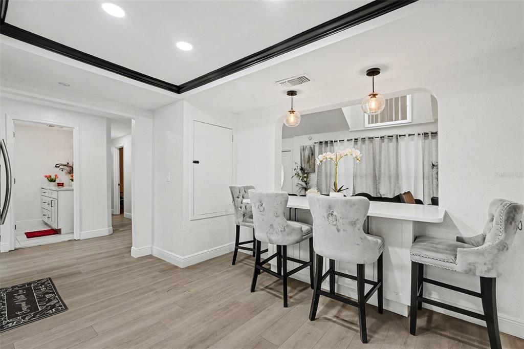 413 Euclid Avenue Seffner, FL 33584 - Photo 10 of 39