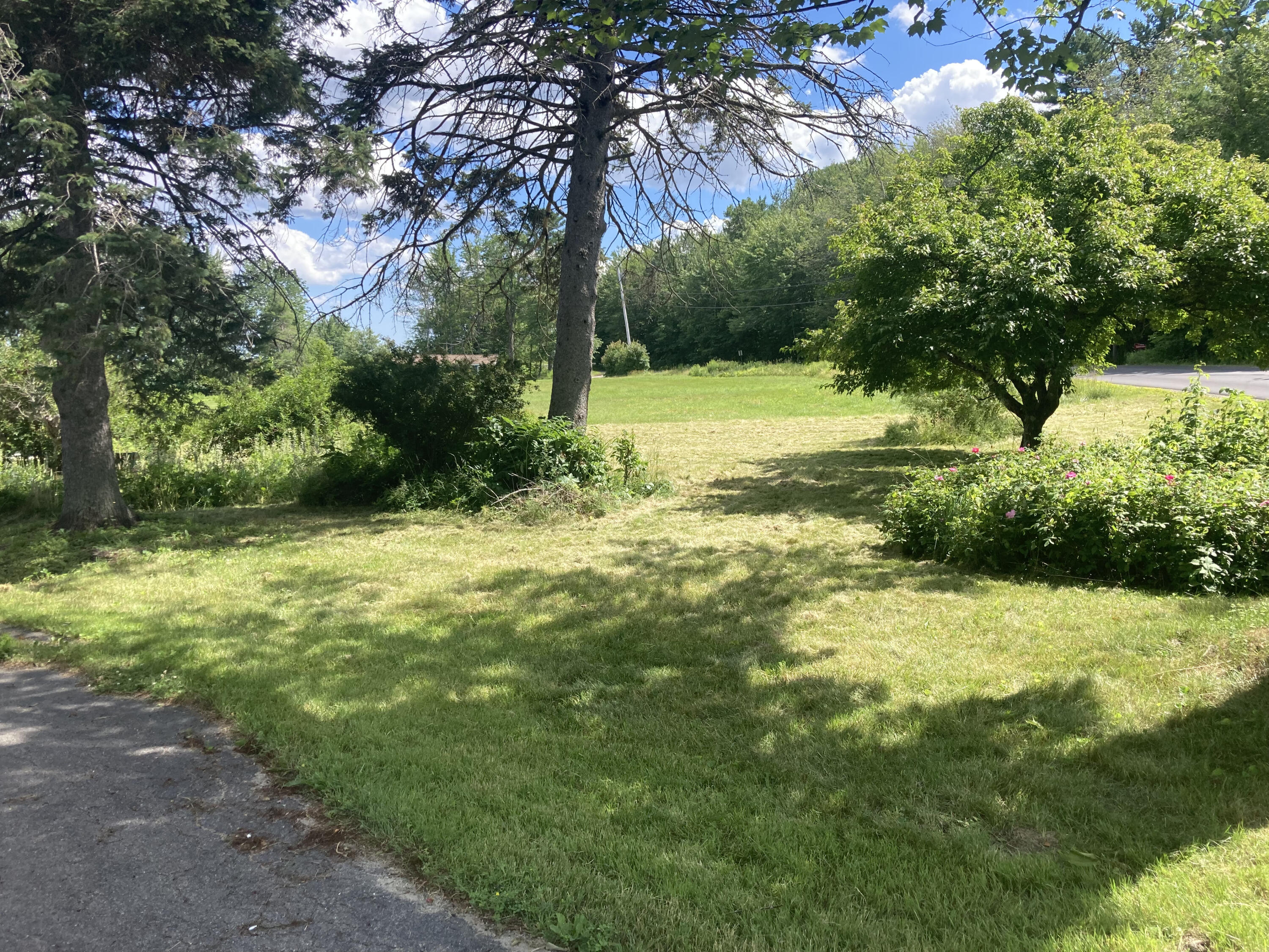 381 Quaker Road Sidney, ME 04330 - Photo 3 of 25 67891301519__7DB1C308-D9D8-4DCA-8C57-B23