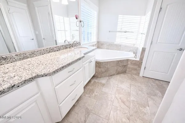 $700,000 | 10760 Reins Way, Winnemucca, NV 89445