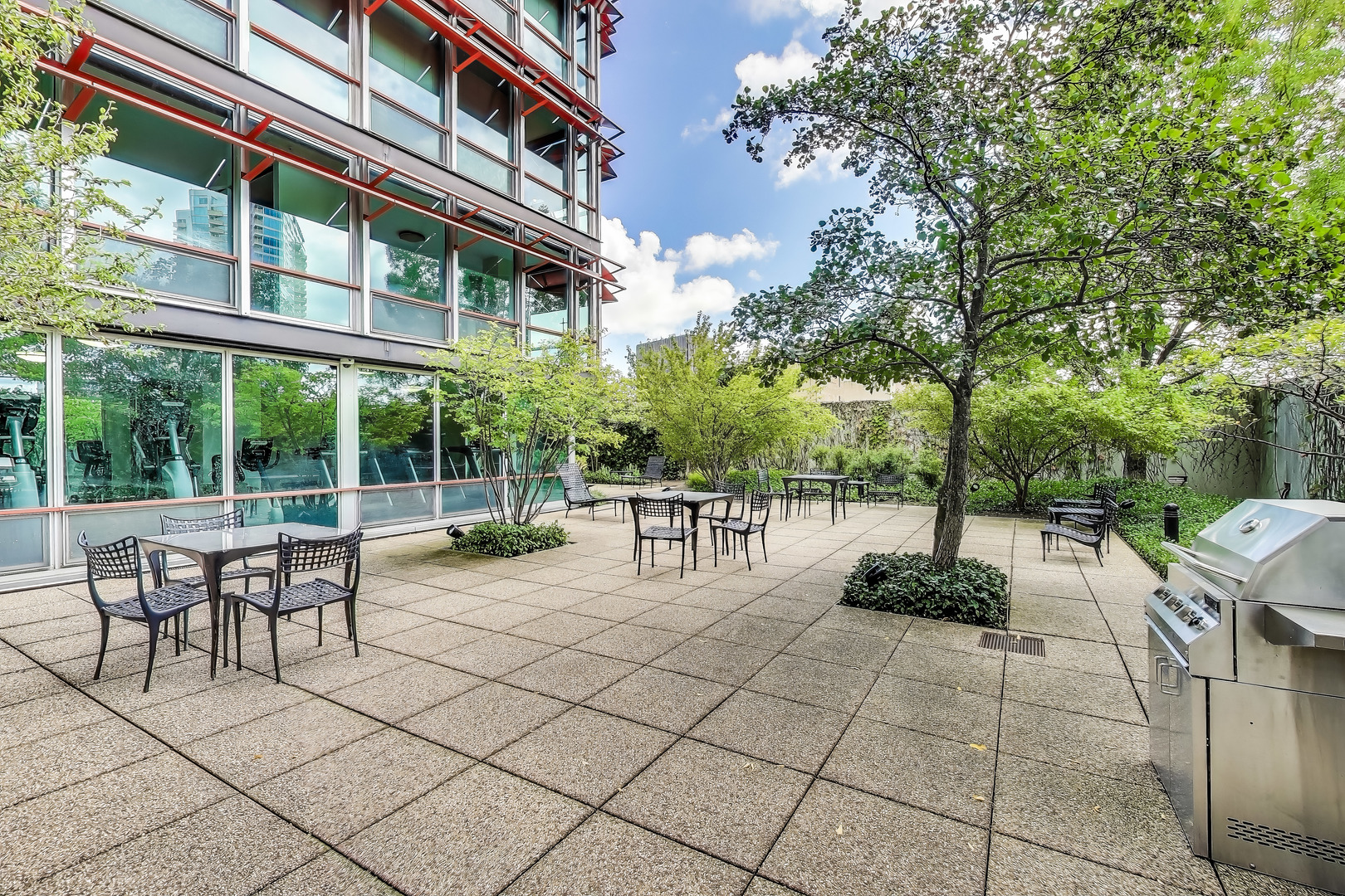 800 Elgin Road, Unit 609 Evanston, IL 60201 - Photo 18 of 21 Gallery Image 18