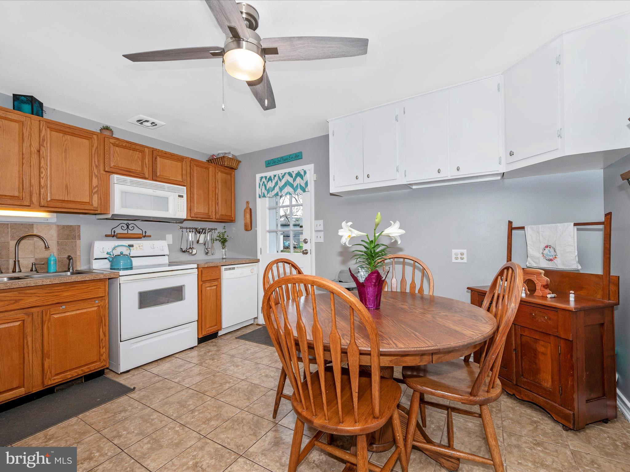 303 Loganberry Court Frederick, MD 21701 - Photo 22 of 50 Dining Room