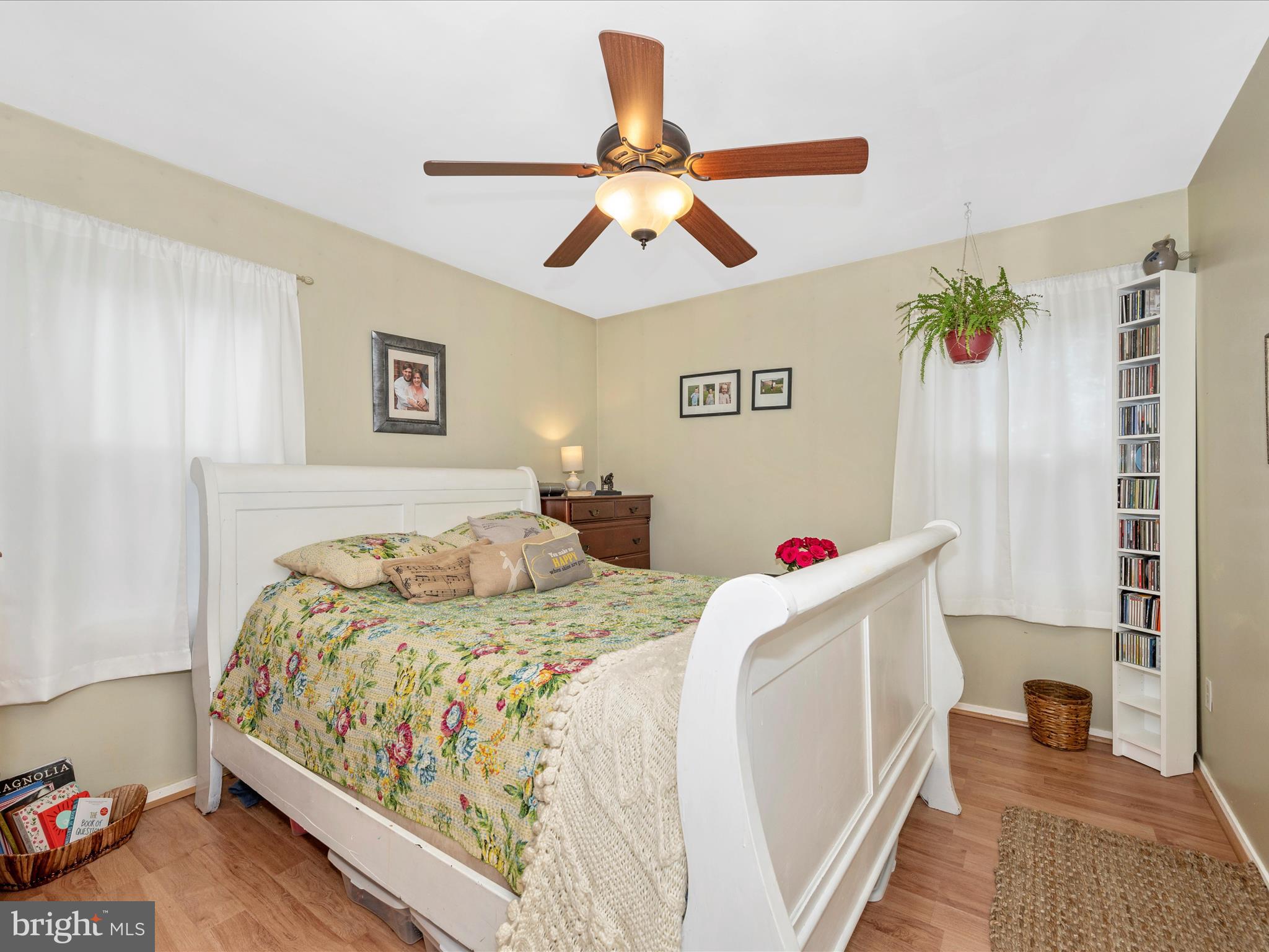 303 Loganberry Court Frederick, MD 21701 - Photo 31 of 50 Owners Bedroom