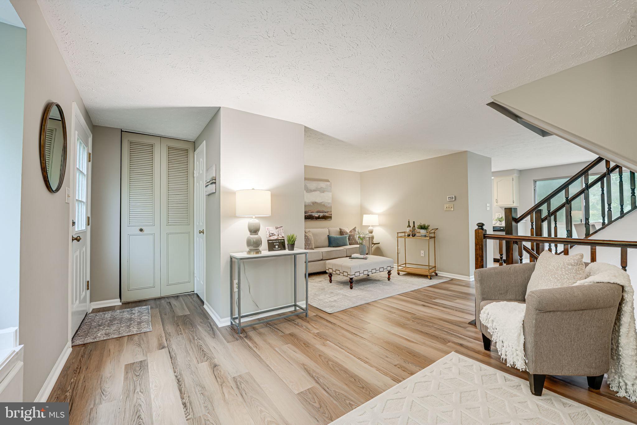 11014 Granby Court Reston, VA 20191 - Photo 3 of 46 Flexible Living spaces - use as your choose!