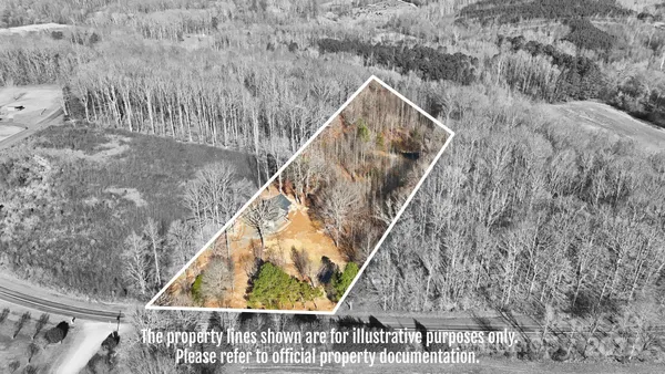 a view of entryway an outdoor space and seating area