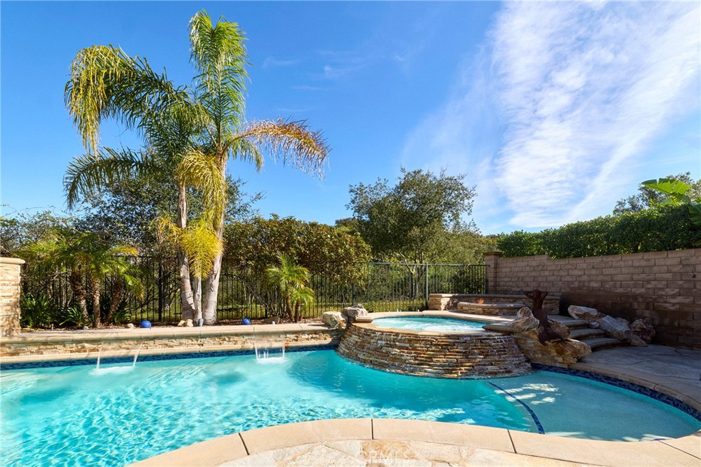 4440 Coffeetree Lane Moorpark, CA 93021 - Photo 12 of 42