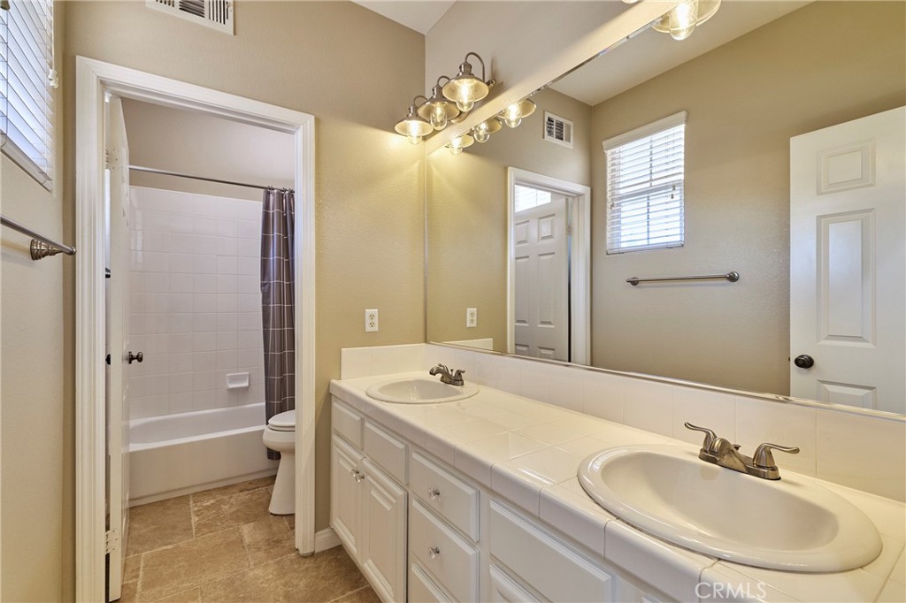 4440 Coffeetree Lane Moorpark, CA 93021 - Photo 29 of 42