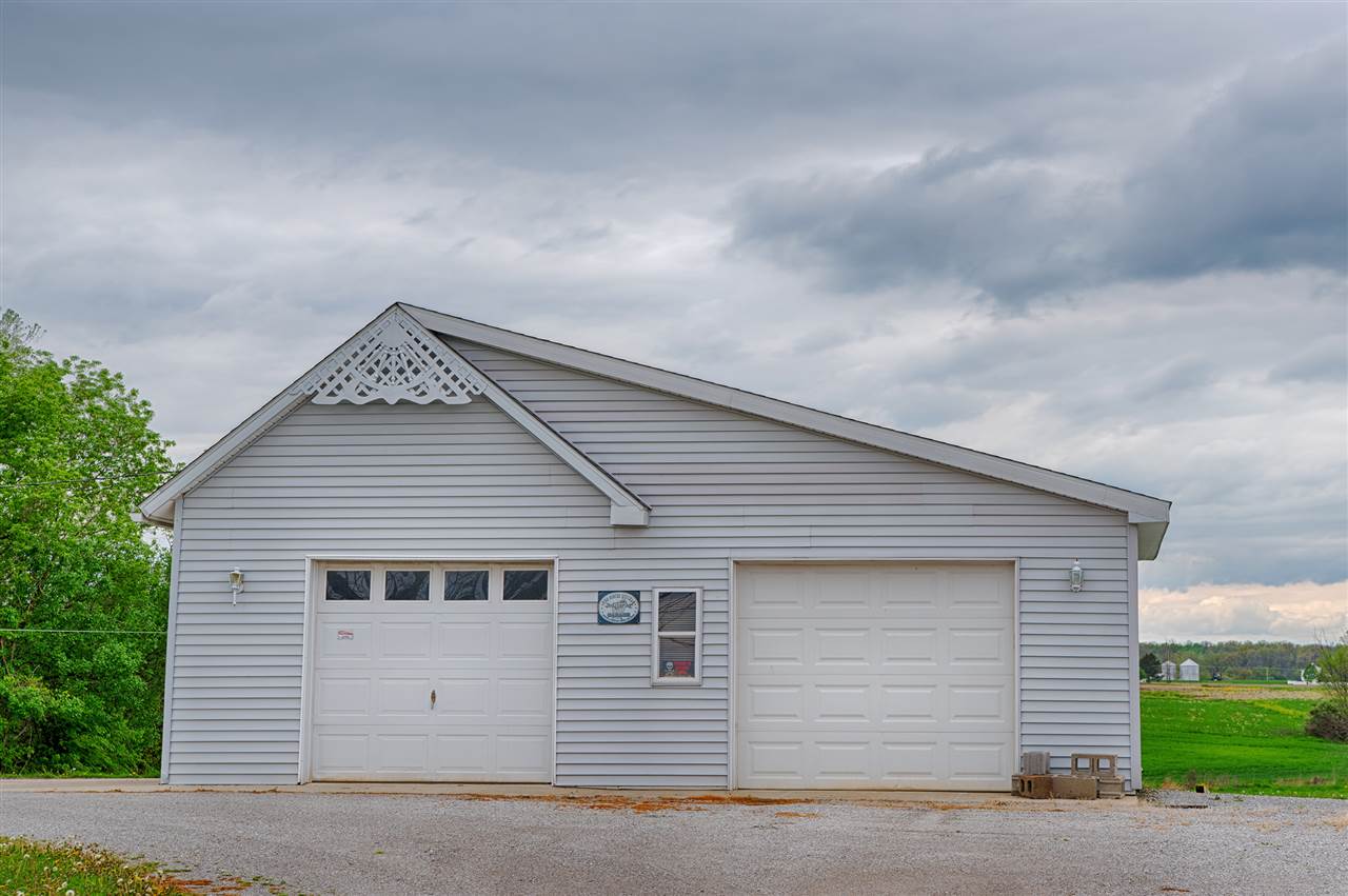 9817 Paulding Road New Haven, IN 46774 - Photo 4 of 21