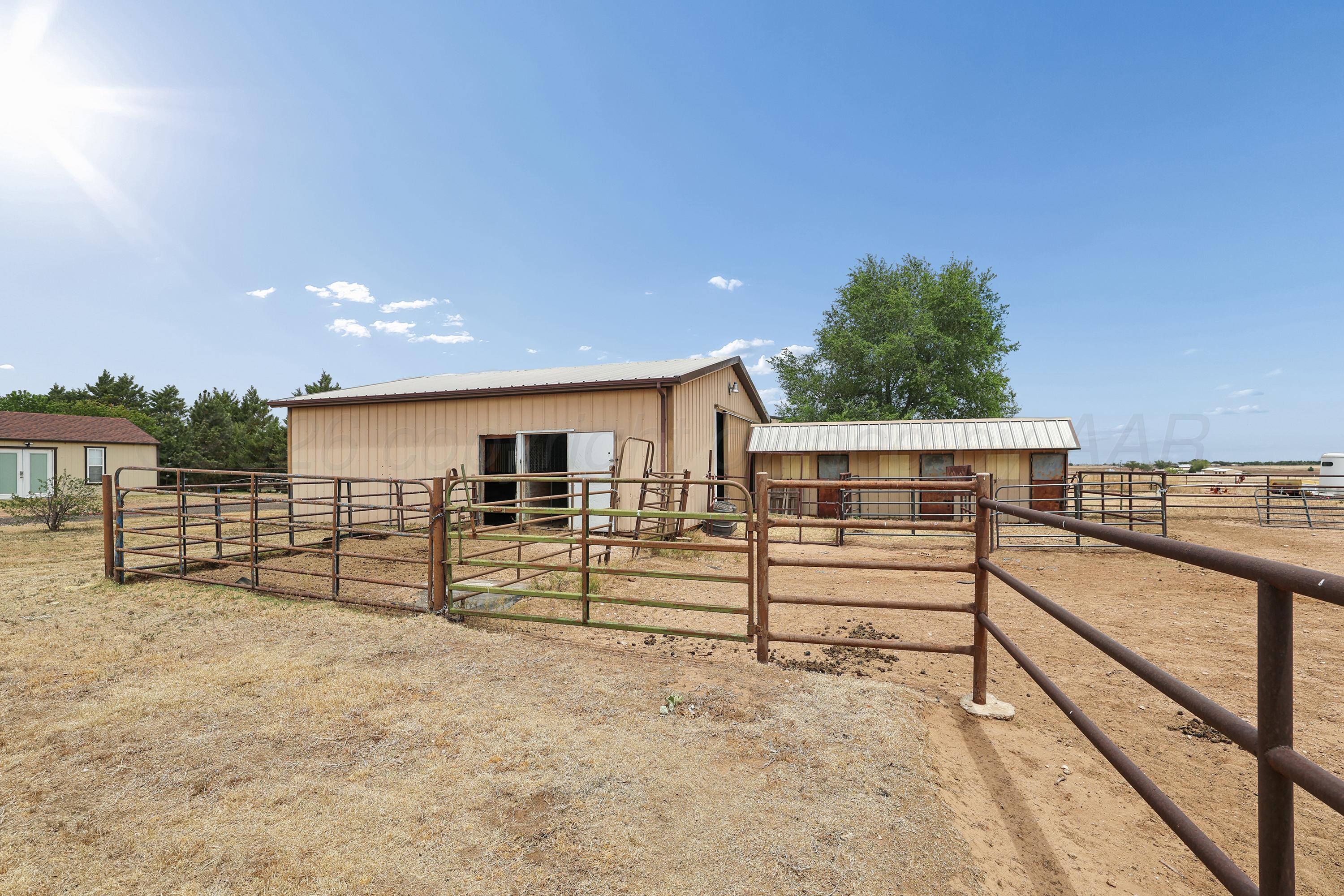 14653 Halsey Trail Amarillo, TX 79118 - Photo 37 of 67 42-Barn Pens