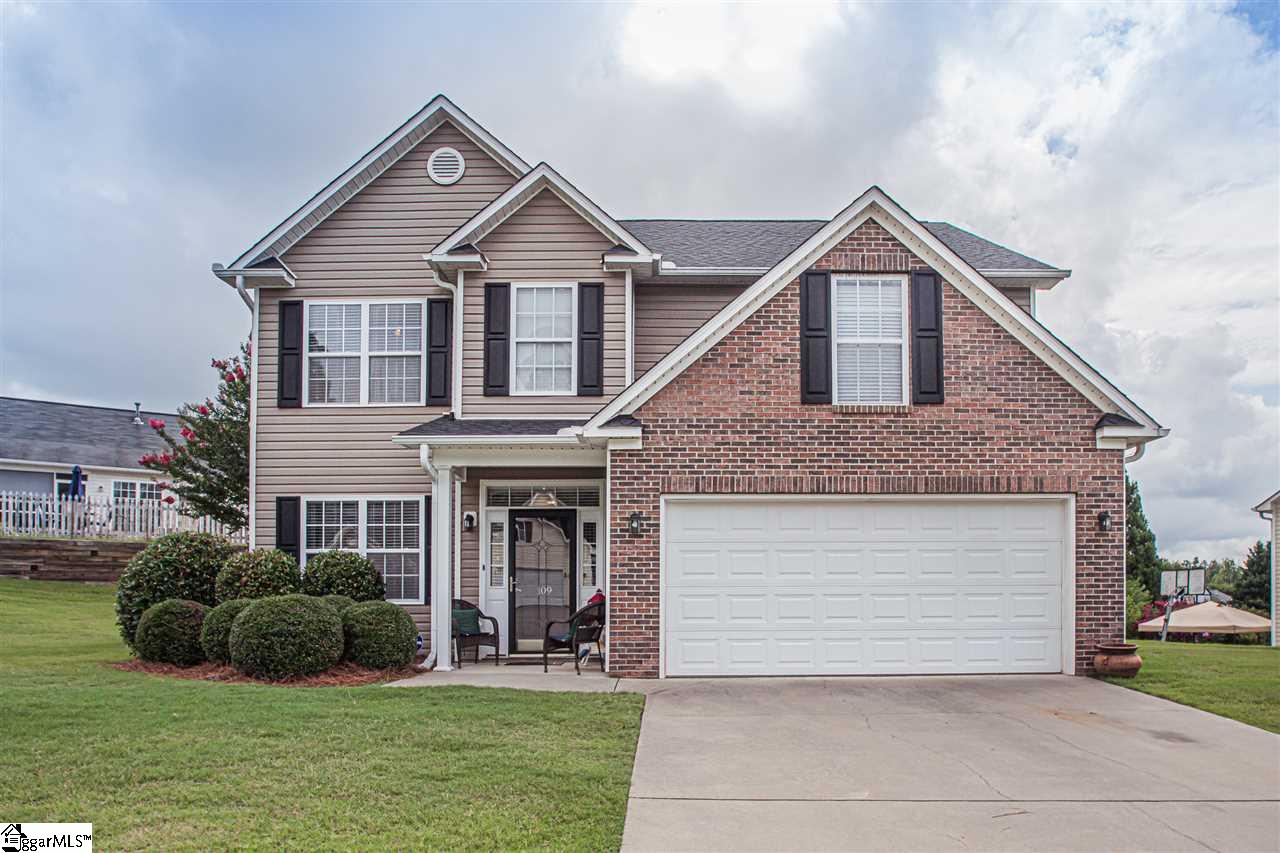 109 Rounded Wing Drive Easley, SC 29642 - Photo 1 of 35 Gallery Image 1