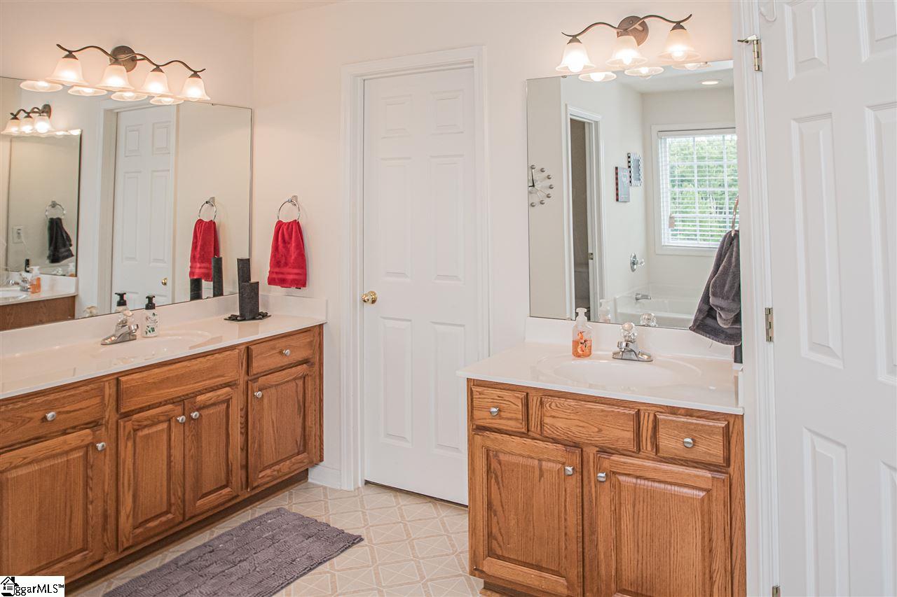 109 Rounded Wing Drive Easley, SC 29642 - Photo 28 of 35 Gallery Image 28