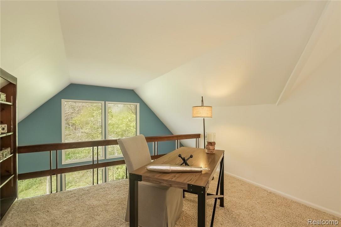 5650 Warren Road Ann Arbor, MI 48105 - Photo 38 of 70 039-Office-2737490-medium.jpg