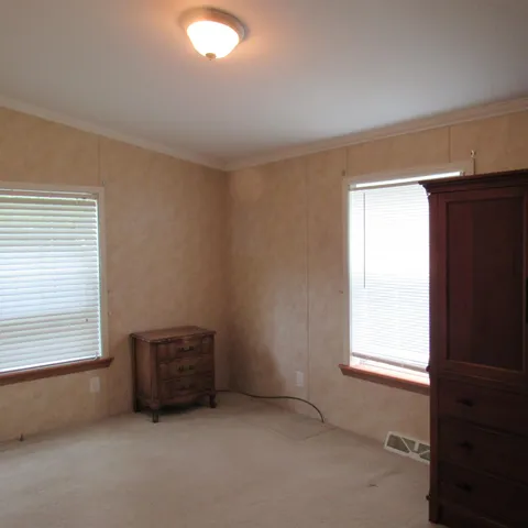 $99,000 | 12 Emily Place, Claremont, NH 03743