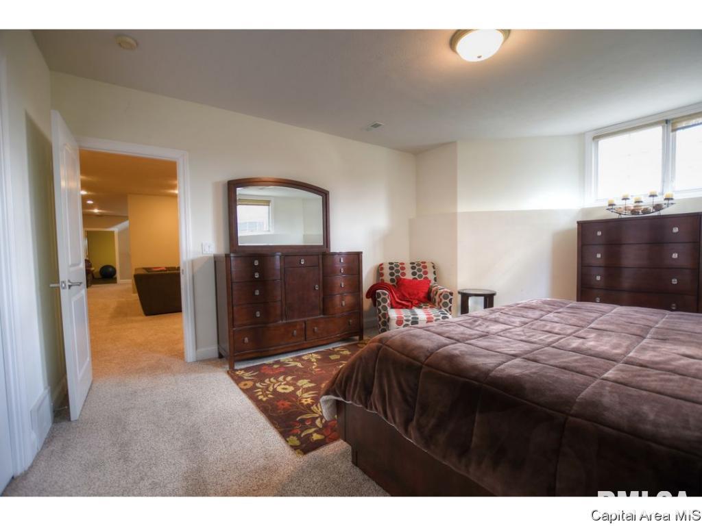 2804 Muirfield Road Springfield, IL 62711 - Photo 23 of 34
