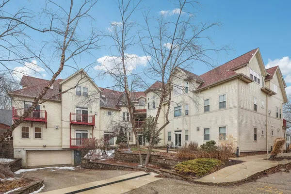 $415,500 | 1037 Williamson Street, Unit 107, Madison, WI 53703