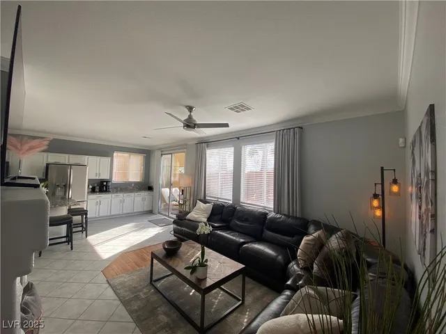 $3,650 | 10637 Amblewood Avenue, Las Vegas, NV 89144